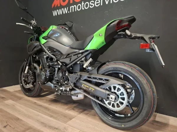 Kawasaki Z 900 (2025 - 26) - immagine 3
