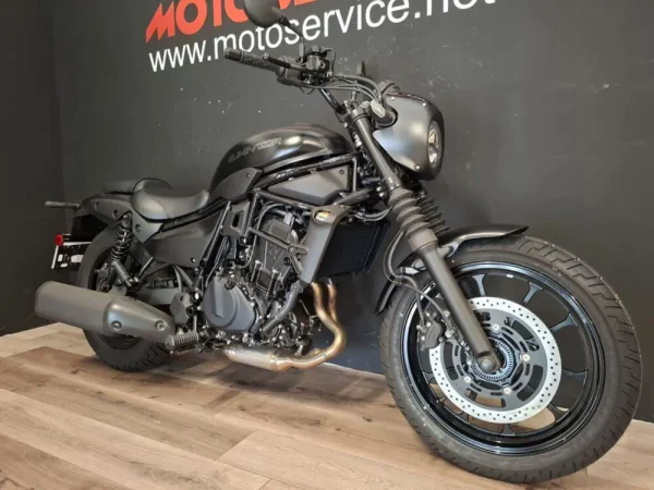 Kawasaki Eliminator 500 SE (2024 - 26) - immagine 5